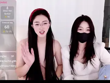 yangyang-777のStripchatでアダルトカメラ配信