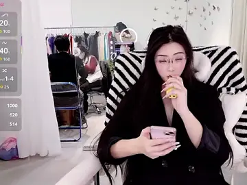 yangyang-777のStripchatでライブチャット