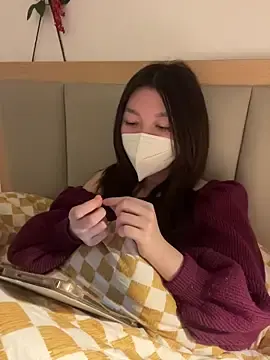 fioralbaのStripchatでライブセックス映像