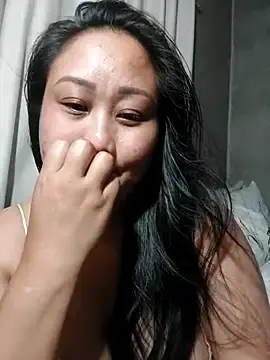 jengreyのStripchatでアダルトカメラ配信