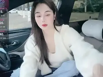 orla2021のStripchatで人気のアダルト配信