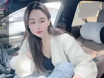 orla2021のStripchatでライブチャット