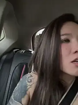Manson13333のStripchatで無料ライブポルノ