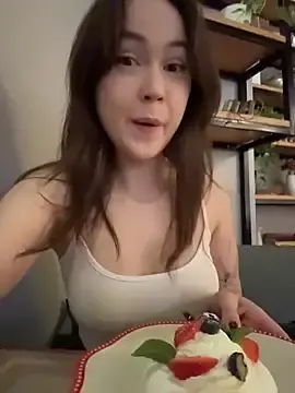 Peachy_DreamのStripchatでヌードカメラ