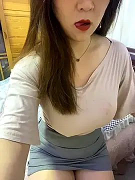 jiajia1060のStripchatで無料ポルノカメラ