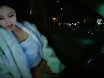 FannywellのStripchatでアダルトビデオチャット