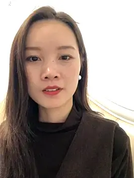 Mile-mのStripchatで人気のアダルト配信