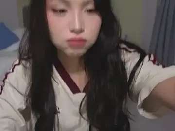 TammiLouのStripchatでライブチャット