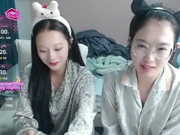 redrose520のStripchatでアダルトカメラ配信