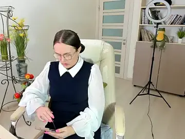 Vika73のStripchatで高画質ウェブカメラ