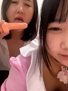 tiantian-26のStripchatで無料ライブポルノ