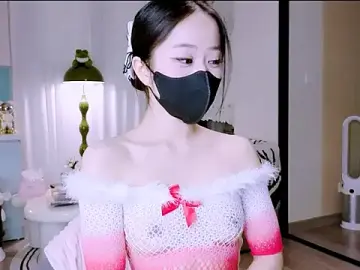 _Unchan_Ran_のStripchatで無料ポルノカメラ