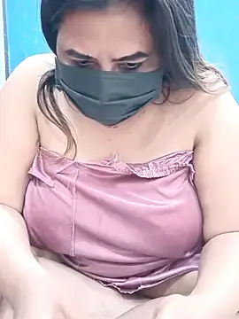 RuchikaliveのStripchatでセックスカメラ