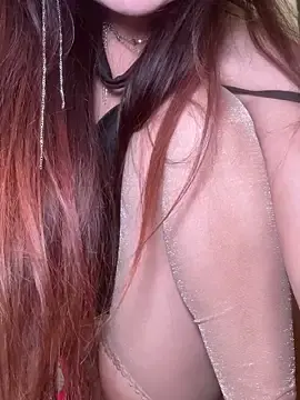 luna-sisiのStripchatでプライベートチャット