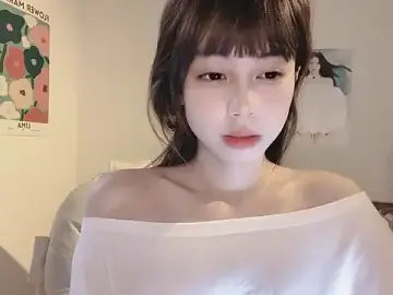 -HottieのStripchatで高画質ウェブカメラ