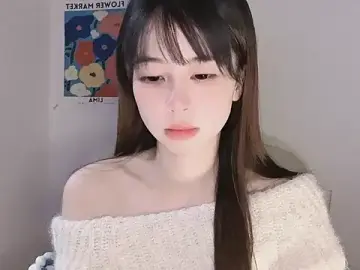 -HottieのStripchatで無料ライブポルノ