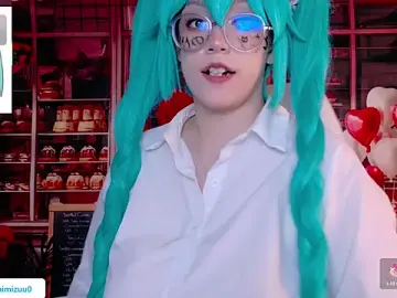 NaomiShimizuのStripchatで無料ポルノカメラ