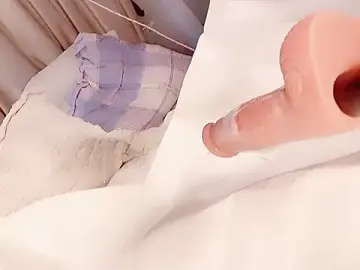 TinababayのStripchatでプライベートチャット