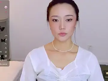 lubanmasterのStripchatで今すぐ視聴可能なセックスカム