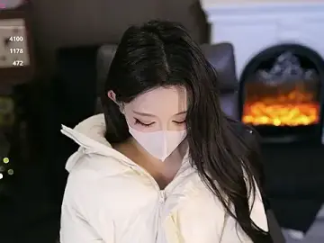 CililikeのStripchatで人気のアダルト配信