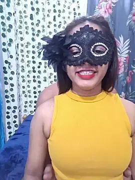 shani_taniyaのStripchatで無料ポルノカメラ