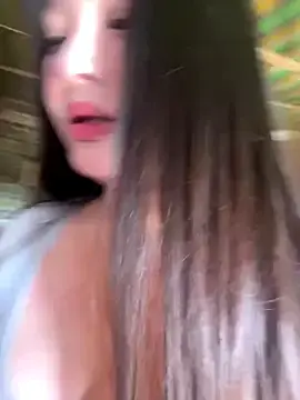 chenyu0308のStripchatで人気のアダルト配信