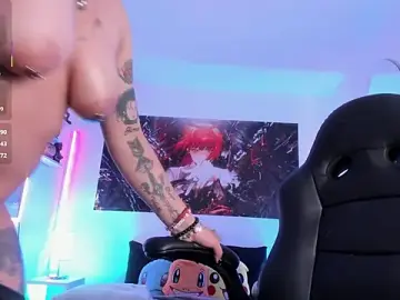 lucky-leahのStripchatで無料ポルノカメラ