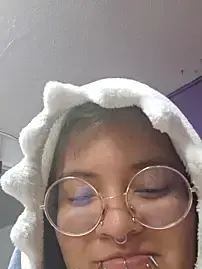 lucky-leahのStripchatでライブポルノ配信