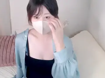 mi__sanのStripchatで人気のアダルト配信