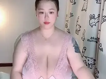 Hcup_ZhizhiのStripchatで最高のライブ配信