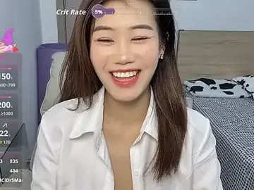 Bella-LLのStripchatで人気のアダルト配信