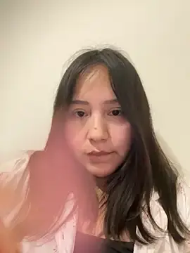 NamiNaeのStripchatでセックスカメラ