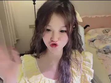 FuFu-puffのStripchatで人気のアダルト配信