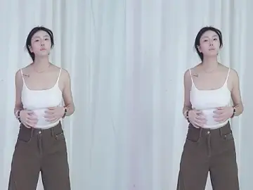 YC-18girlのStripchatでライブチャット