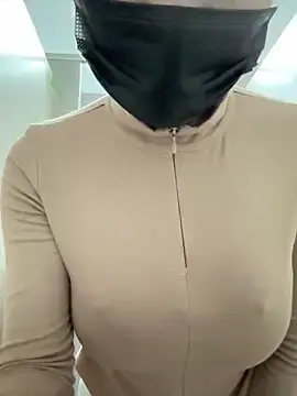 DDREBAのStripchatでアダルトビデオチャット