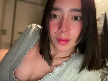 GenesisCastillanoのStripchatでセックスカメラ