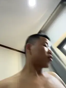 TOP_poのStripchatでライブセックス映像