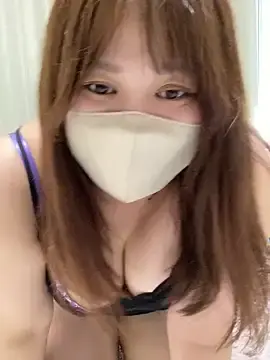 mitarashi_awwwのStripchatで無料ポルノカメラ