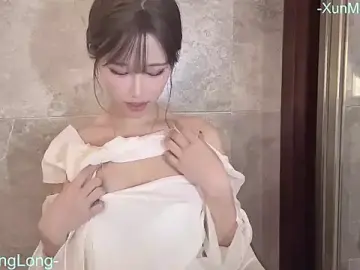 -XunMengLong-のStripchatでヌードカメラ