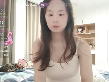 xiao-qinjuのStripchatで無料ライブポルノ