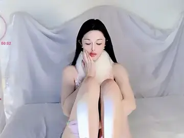 Irene---のStripchatでライブポルノ配信