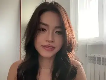 yourlittlesunrise_のStripchatでライブチャット