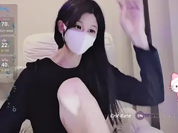 O0_0QのStripchatで人気のアダルト配信