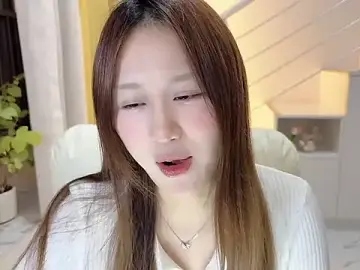 Cassie-20のStripchatでアダルトカメラ配信