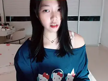 Miu1_girlのStripchatでプライベートチャット