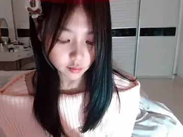 Miu1_girlのStripchatでアダルトカメラ配信