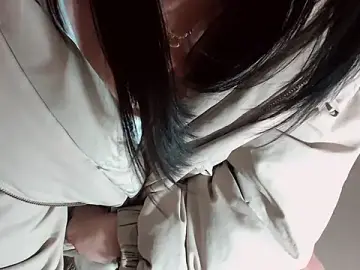 Miu1_girlのStripchatで最高のライブ配信
