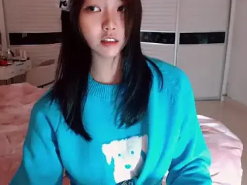 Miu1_girlのStripchatでライブチャット