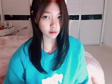 Miu1_girlのStripchatでセックスカメラ