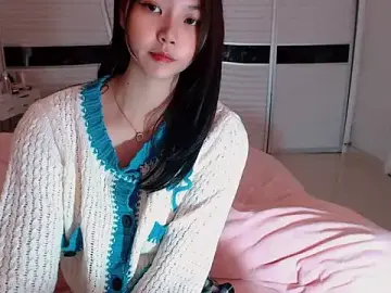 Miu1_girlのStripchatで人気のアダルト配信